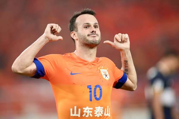 格鲁吉亚射手强势追击,中超金靴之争悬念再起